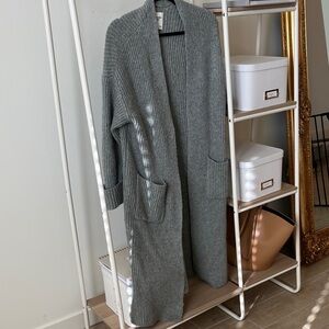 Abercrombie cardigan